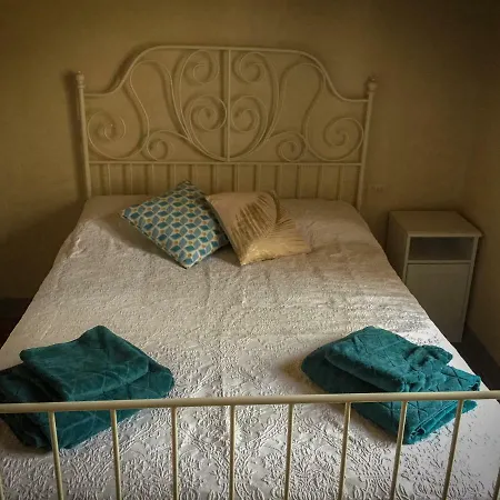 Calzaiuoli Luxury And Characteristic فلورنس