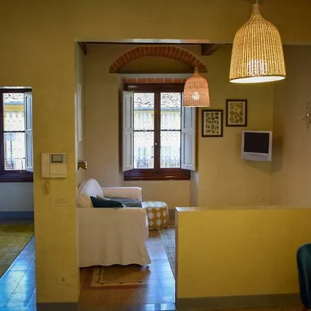 Calzaiuoli Luxury And Characteristic פירנצה