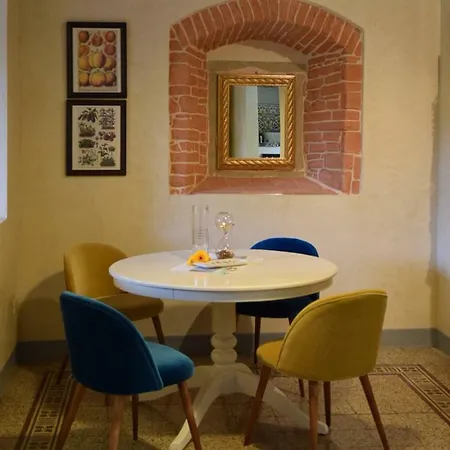Calzaiuoli Luxury And Characteristic פירנצה